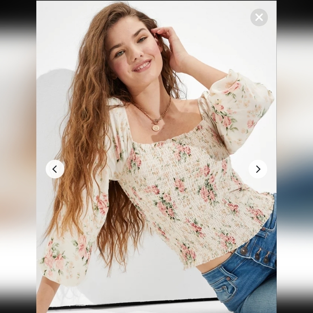 NWT American Eagle Smocked Floral‎ Romantic Boho Milkmaid Peasant Top, Medium